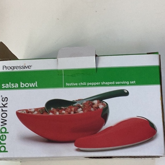 Progressive Prepworks Salsa Bowl Red Chili Pepper Shaped Serving Set NWT - Picture 7 of 10